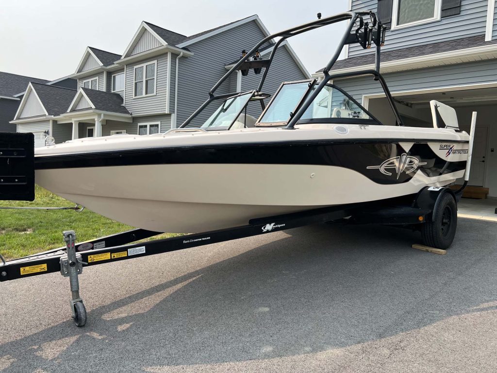 2001 Correct Craft Super Air Nautique