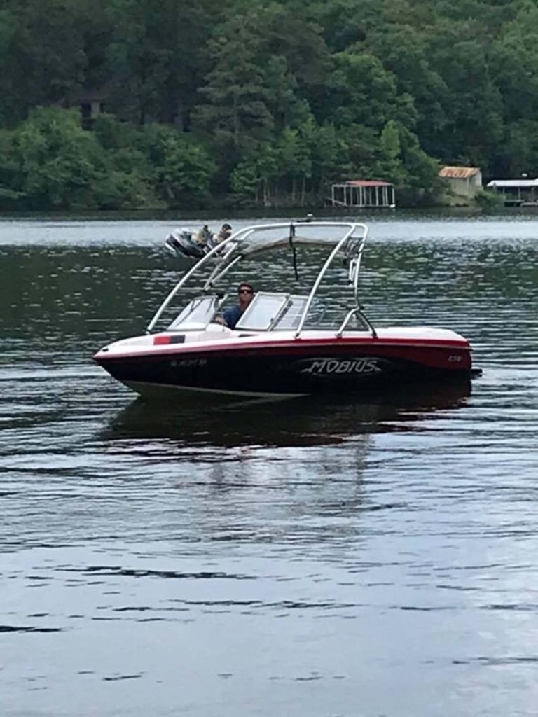 2004 Moomba Mobius LSV