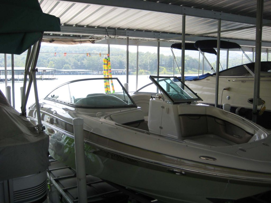 2005 Four Winns 230 Horizon