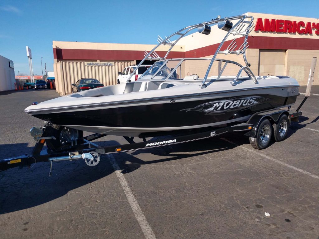 2005 Moomba Mobius LSV