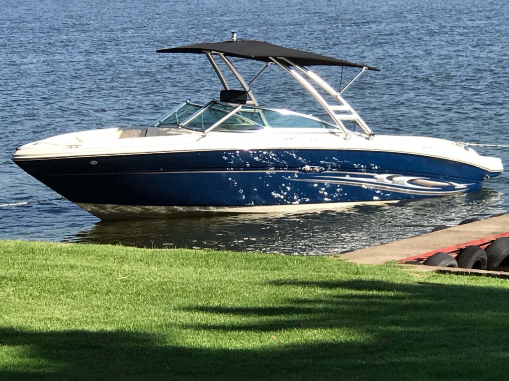 2005 Sea Ray 220 Select